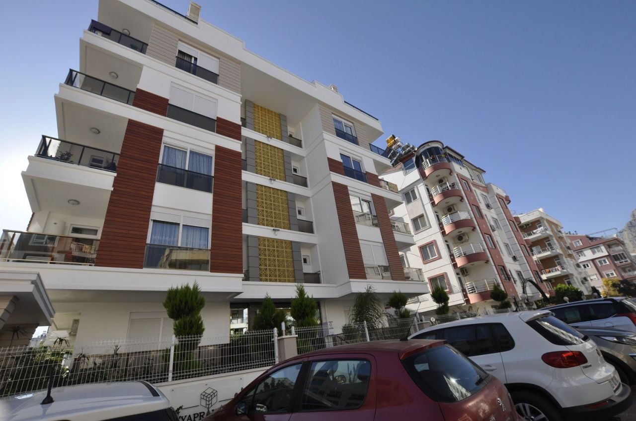 Flat in Antalya, Turkey, 90 m² - picture 1