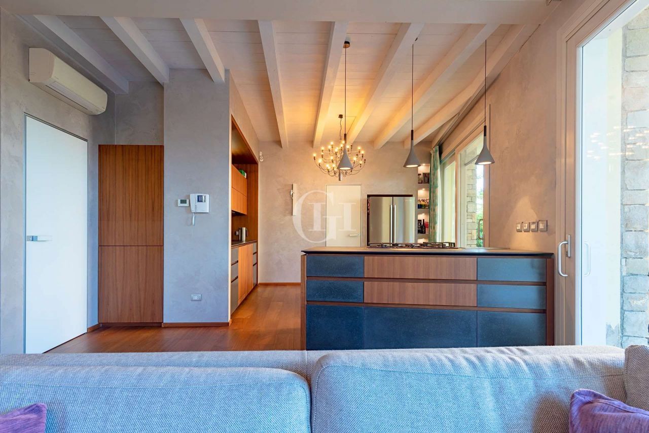 Appartamenti sul Lago di Garda, Italia, 147 m² - foto 2