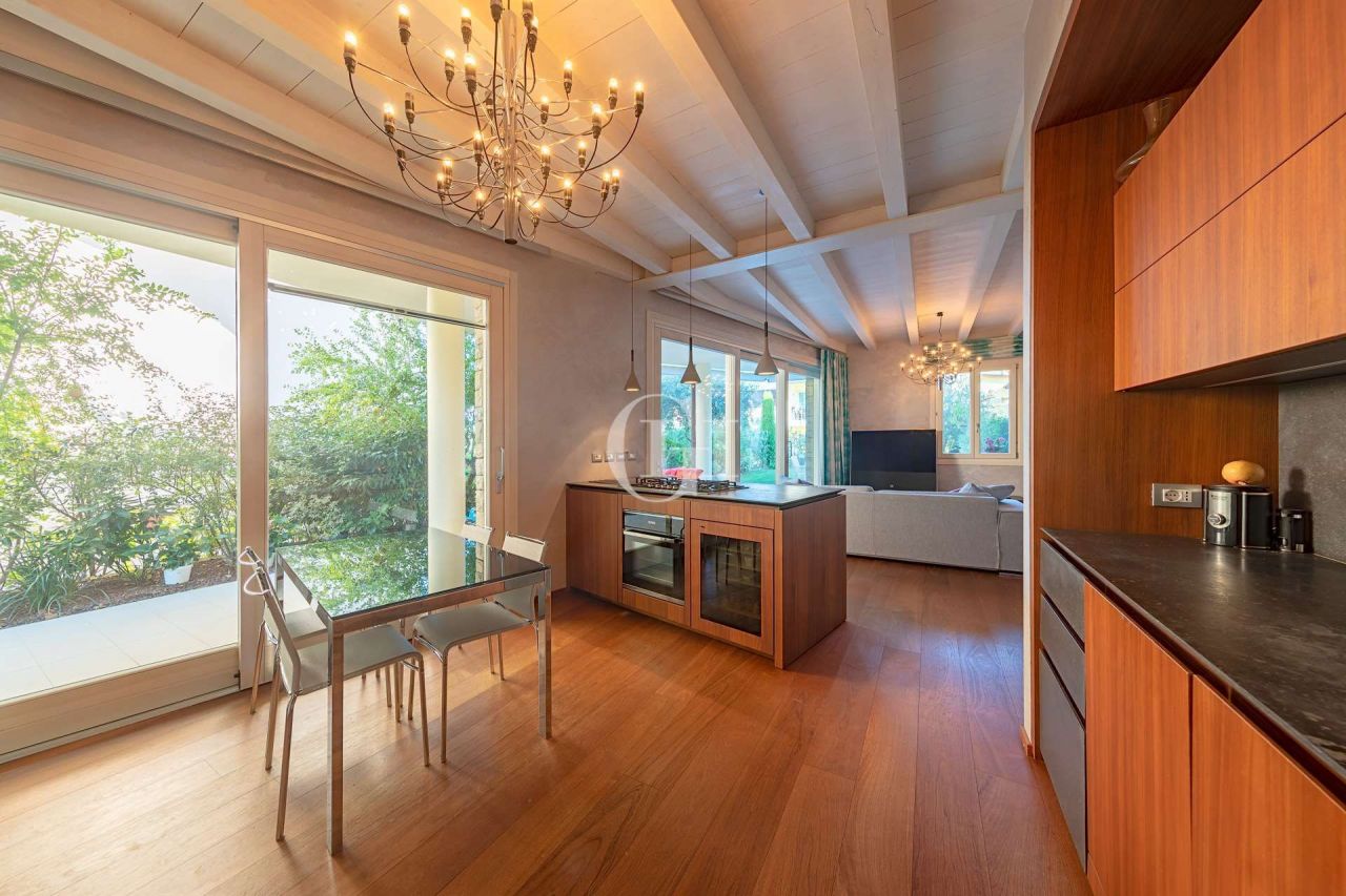 Appartamenti sul Lago di Garda, Italia, 147 m² - foto 5