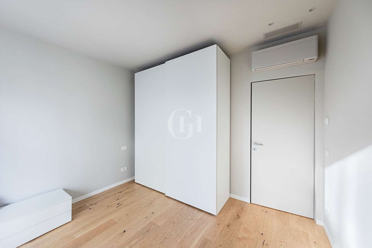 Apartamento por Lago de Garda, Italia, 130 m² - imagen 11