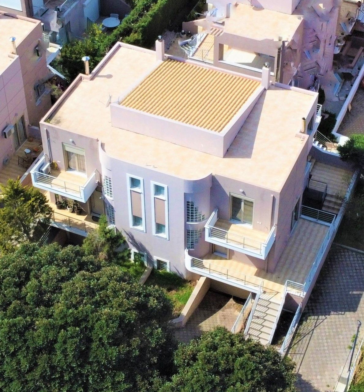 Maison à Loutraki, Grèce, 200 m² - image 1