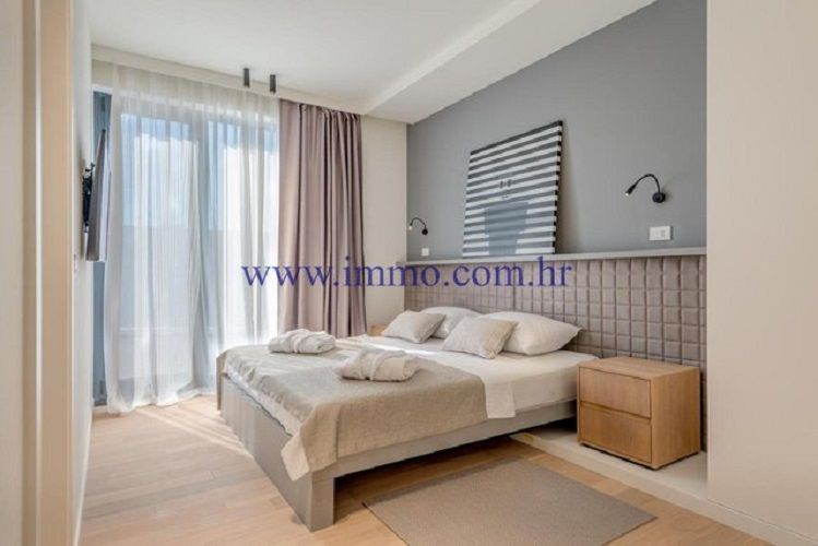 Villa in Primosten, Croatia, 300 m² - picture 8