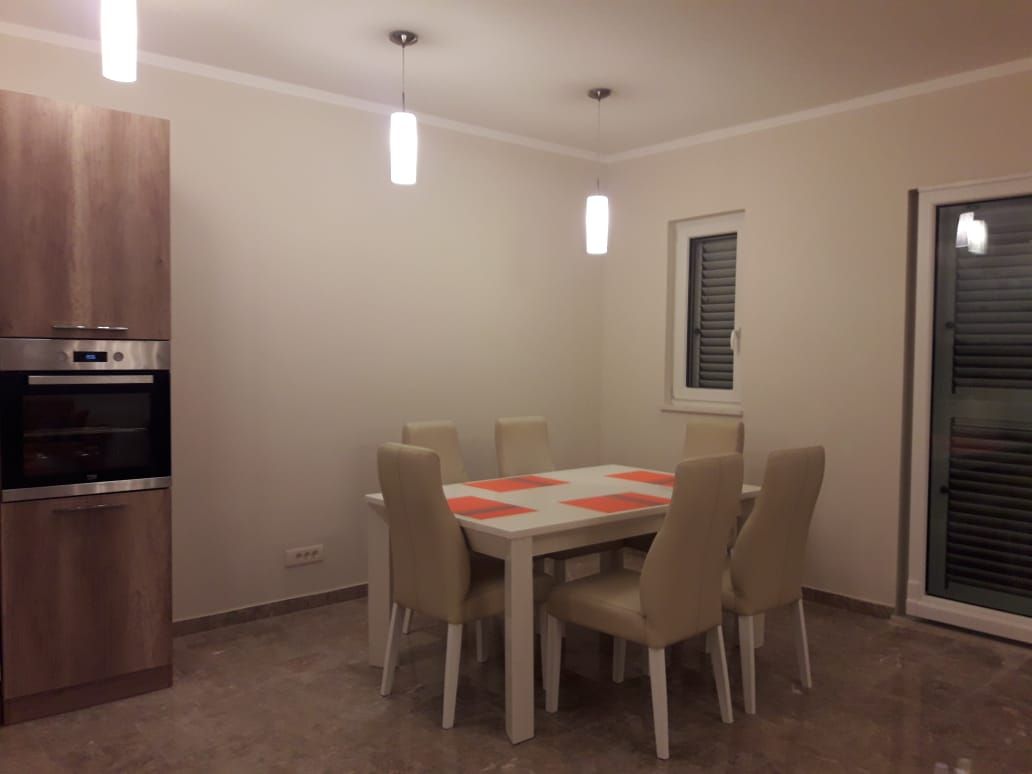 Flat in Utjeha, Montenegro, 90 m² - picture 2