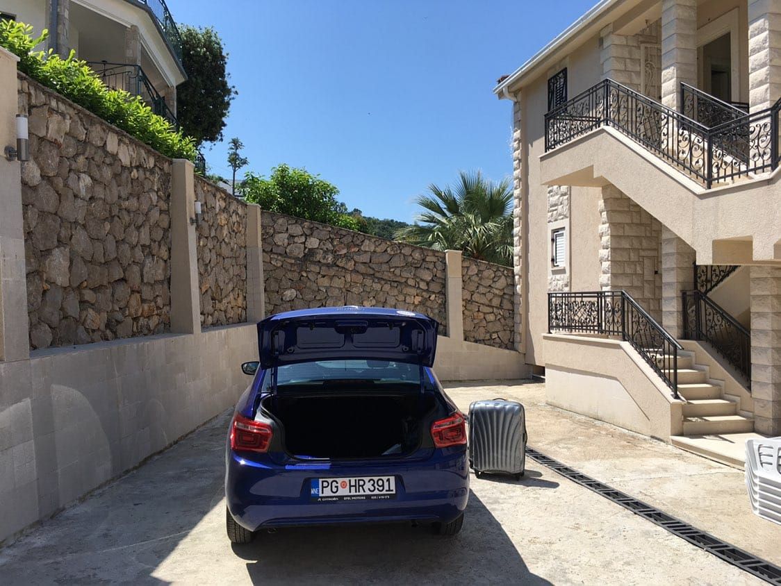 Flat in Utjeha, Montenegro, 90 m² - picture 5