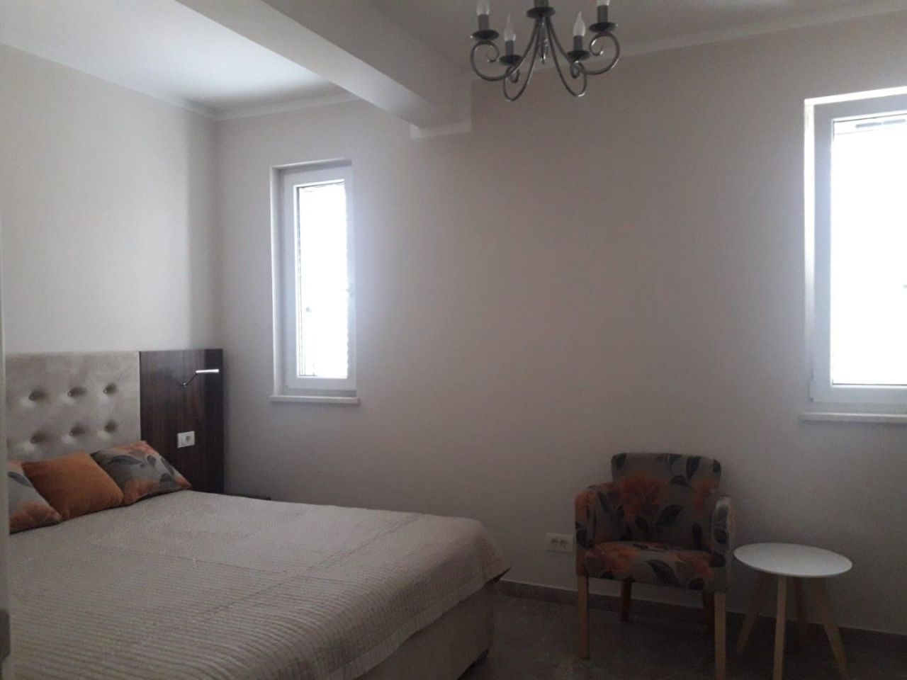 Flat in Utjeha, Montenegro, 90 m² - picture 11