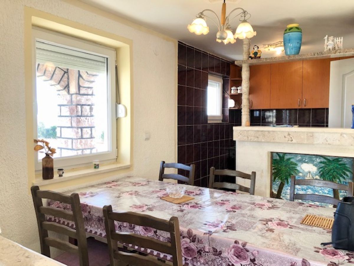 Haus in Krimovica, Montenegro, 180 m² - Foto 3