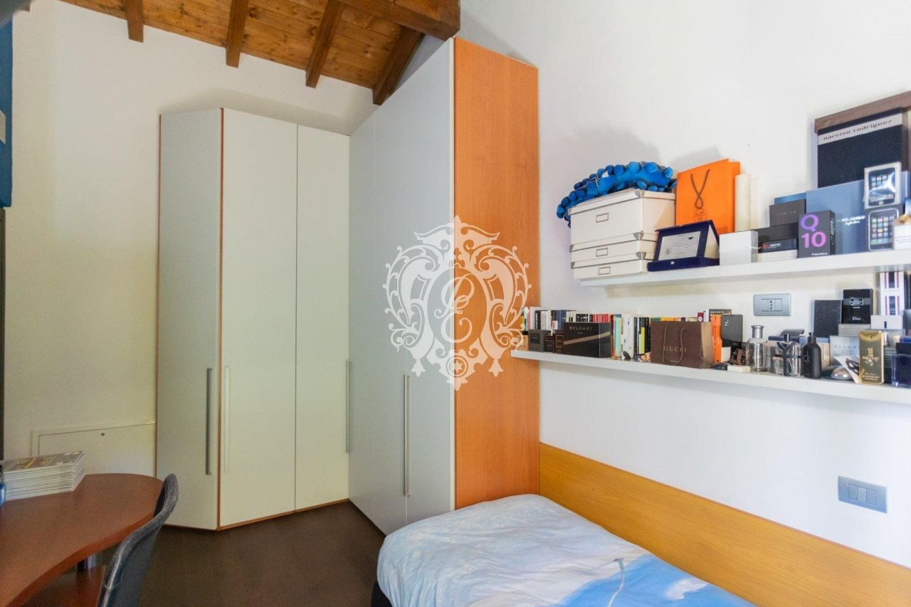 Villa a Cernobbio, Italia, 230 m² - foto 18