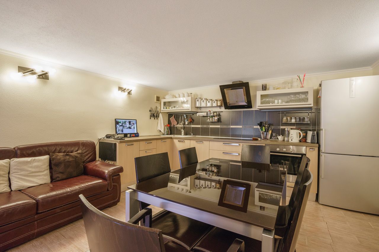 Villa in Stoliv, Montenegro, 300 m² - picture 6