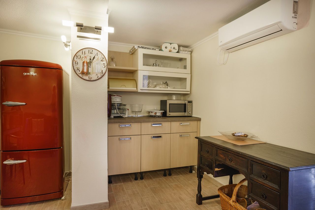 Villa in Stoliv, Montenegro, 300 m² - picture 8