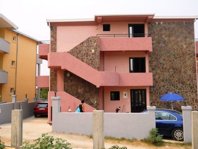 Proprietà commerciale a Dobra Voda, Montenegro, 400 m² - foto 2