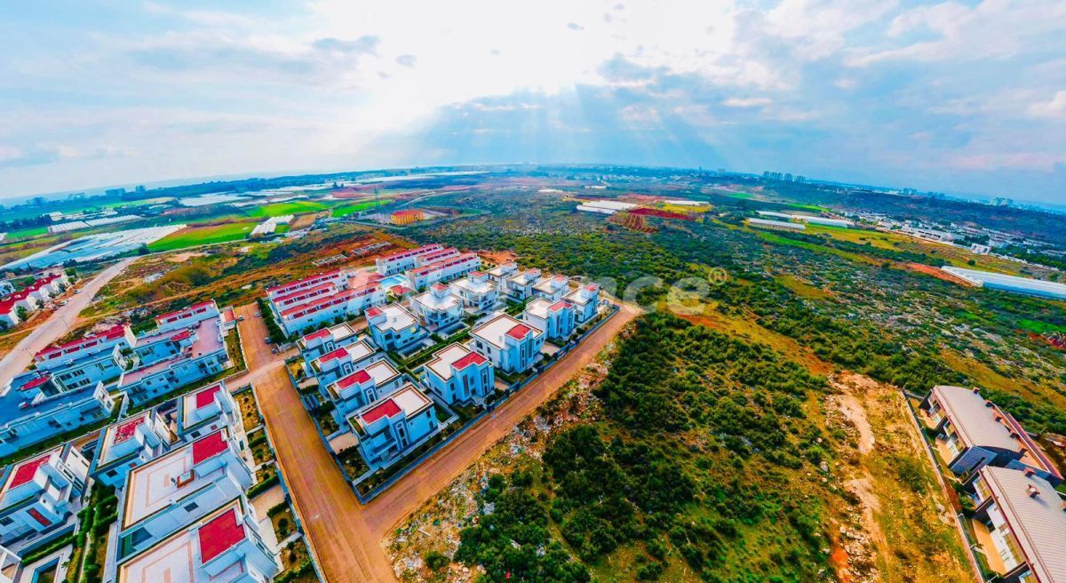 Villa à Lara, Turquie, 450 m² - image 17