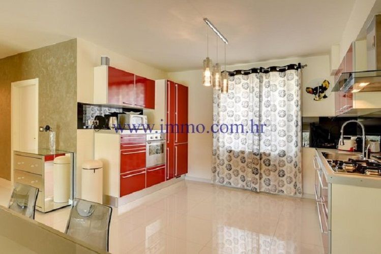 Villa a Pola, Croazia, 260 m² - foto 7