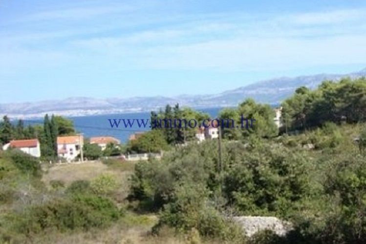 Land in Sutivan, Croatia, 10 000 m² - picture 1