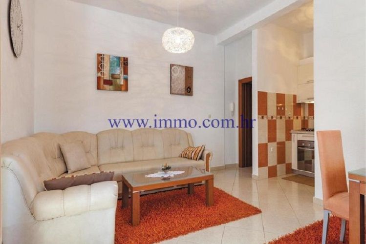 Casa a Podstrana, Croazia, 528 m² - foto 3