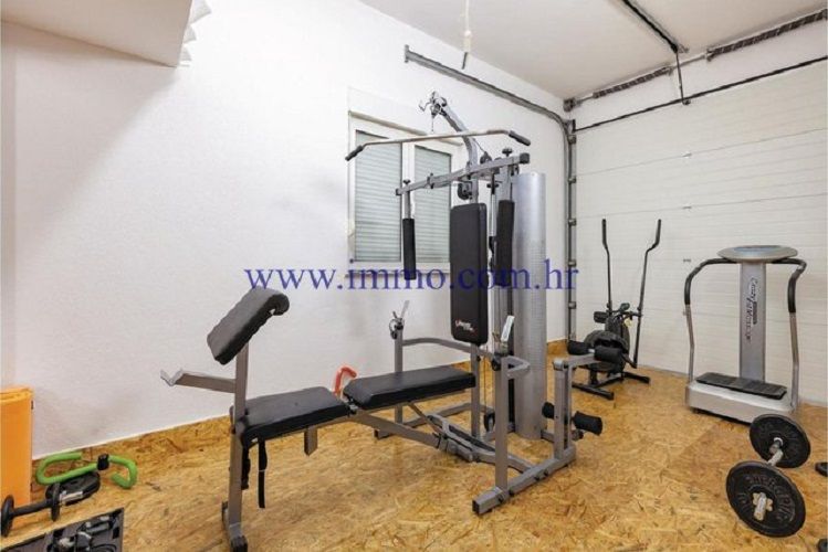 Casa a Podstrana, Croazia, 528 m² - foto 16