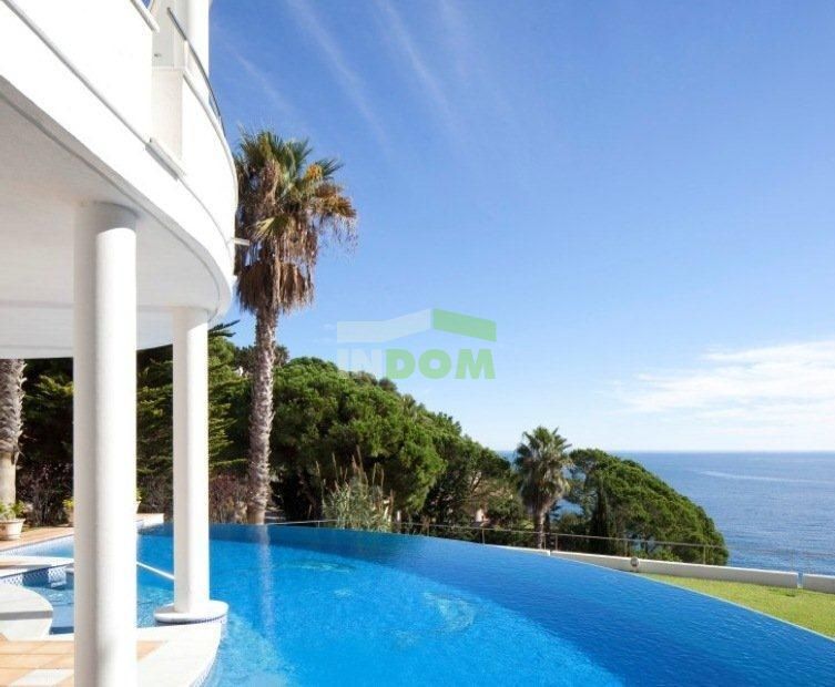 Villa on Costa Brava, Spain, 352 m² - picture 4