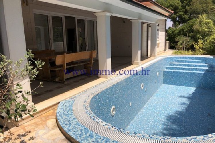 Maison sur le Brač, Croatie, 225 m² - image 11