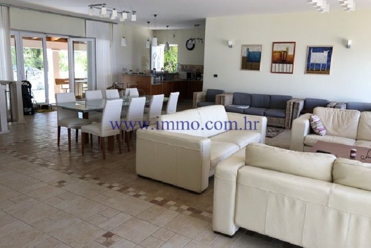 Maison sur le Brač, Croatie, 225 m² - image 13