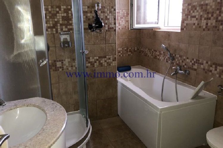 Maison sur le Brač, Croatie, 225 m² - image 17