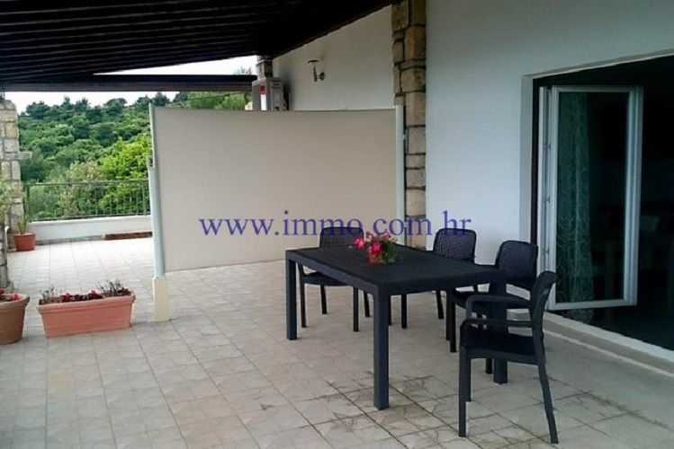 Casa en Split, Croacia, 429 m² - imagen 8