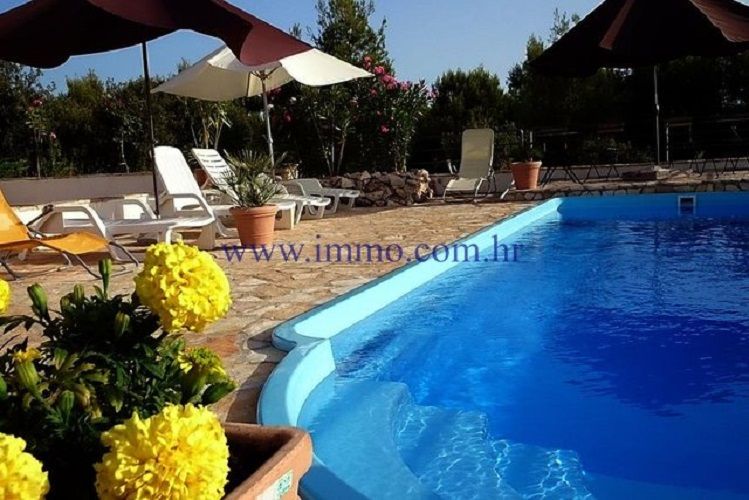 Casa en Split, Croacia, 429 m² - imagen 14