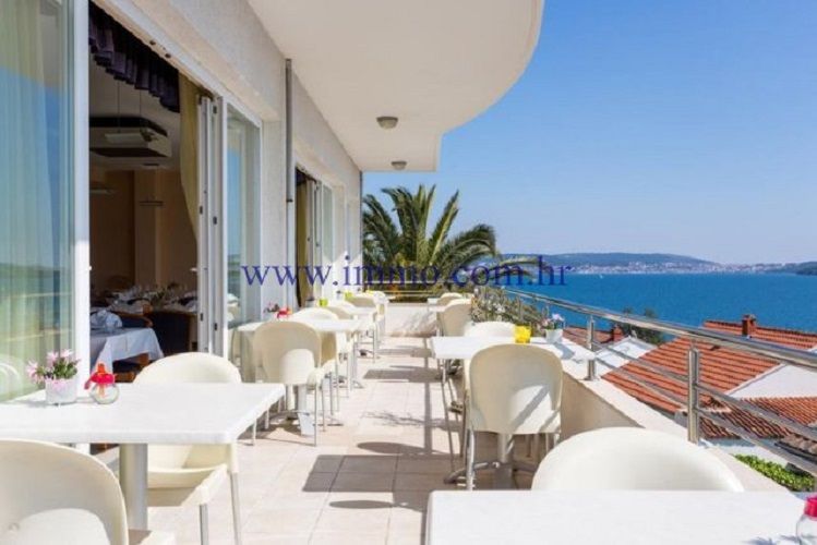 Hotel en Trogir, Croacia, 900 m² - imagen 1