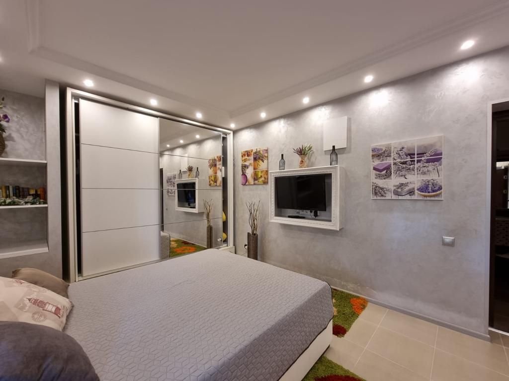 Maison à Tivat, Monténégro, 200 m² - image 8