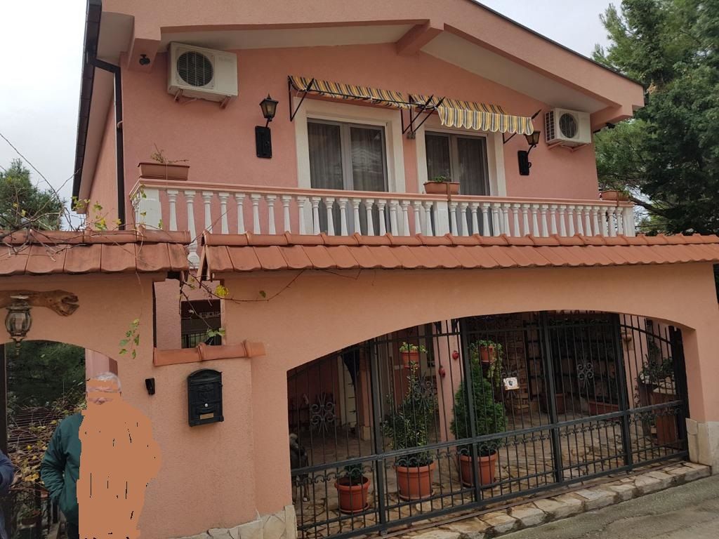 Casa a Bar, Montenegro, 238 m² - foto 3