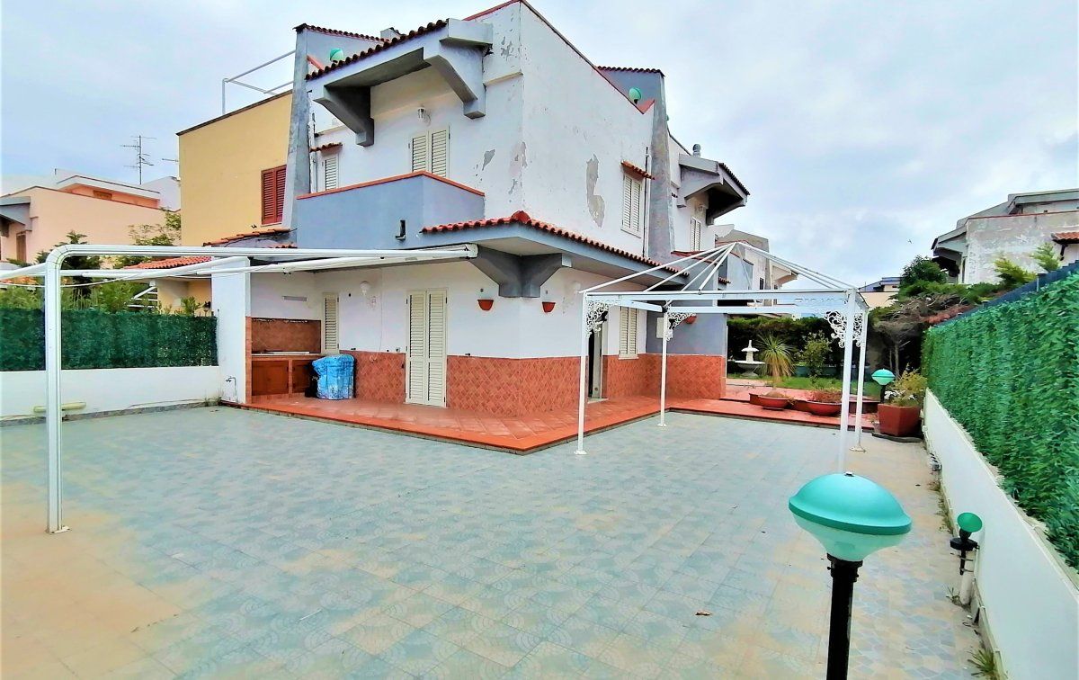 Villa en Scalea, Italia, 160 m² - imagen 1