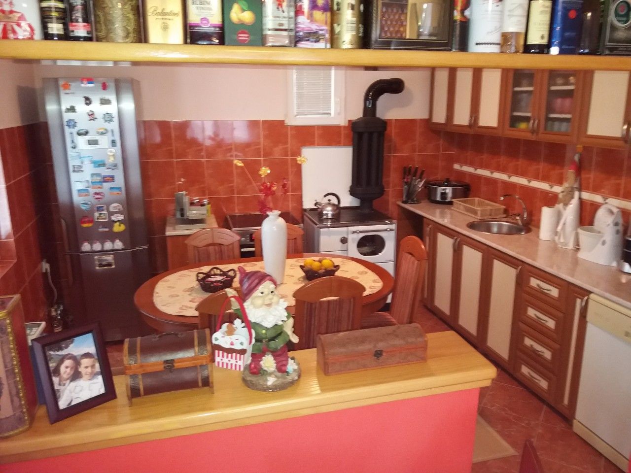 Casa en el Bar, Montenegro, 200 m² - imagen 2