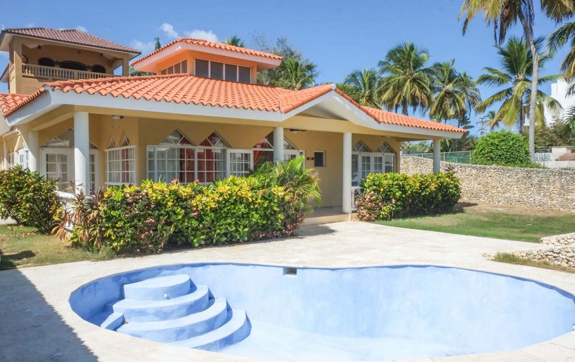 Villa in Cabarete, Dominikanische Republik, 175 m² - Foto 1