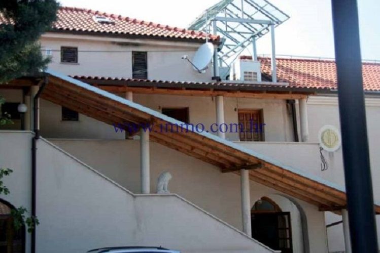 Maison en Šibenik, Croatie, 1 200 m² - image 18