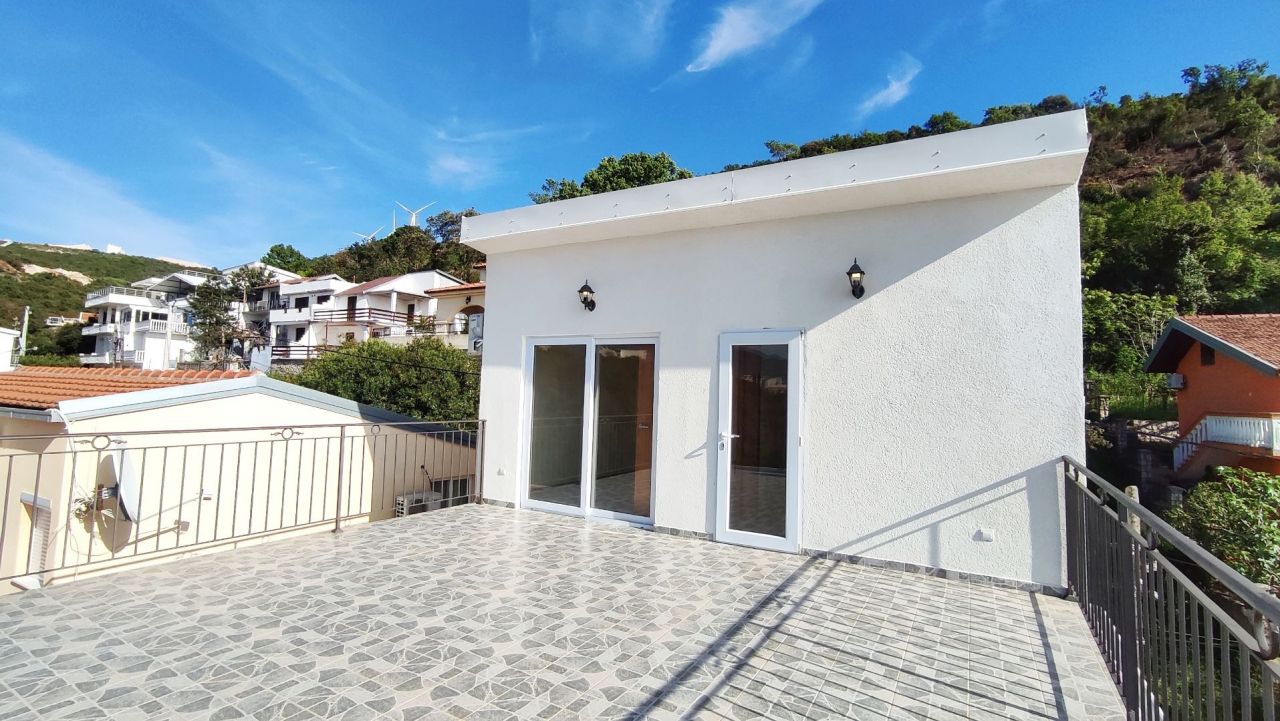 Haus in Utjeha, Montenegro, 195 m² - Foto 16