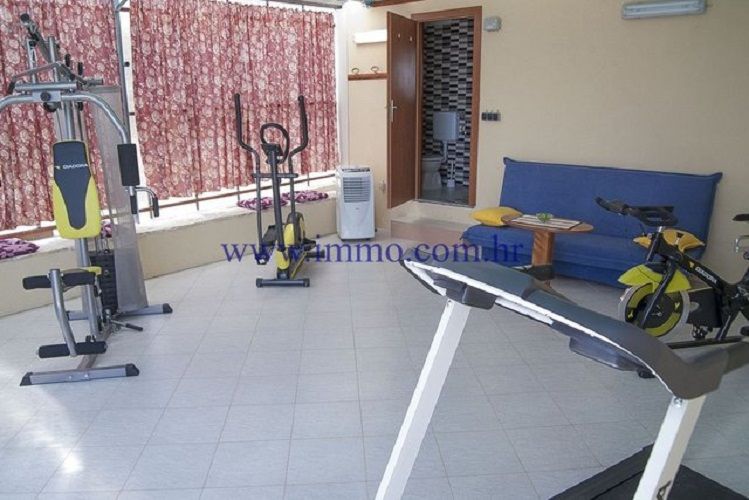 Villa à Split, Croatie, 87 m² - image 11