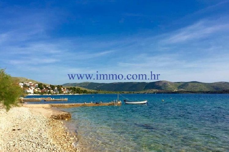 Villa en Šibenik, Croatie, 390 m² - image 1