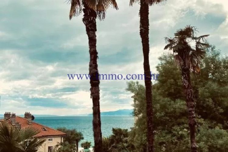 Villa in Opatija, Kroatien, 300 m² - Foto 1