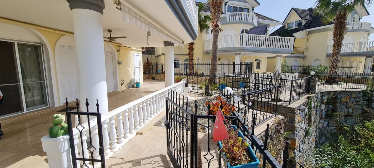 Villa in Alanya, Türkei, 400 m² - Foto 4