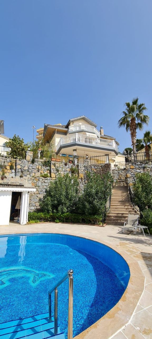 Villa à Alanya, Turquie, 400 m² - image 1