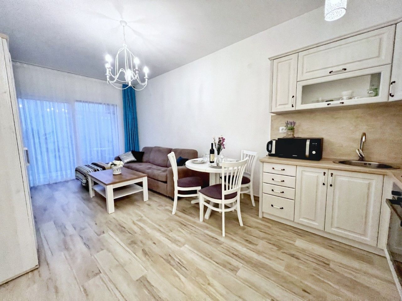 Flat in Dobra Voda, Montenegro, 32 m² - picture 1