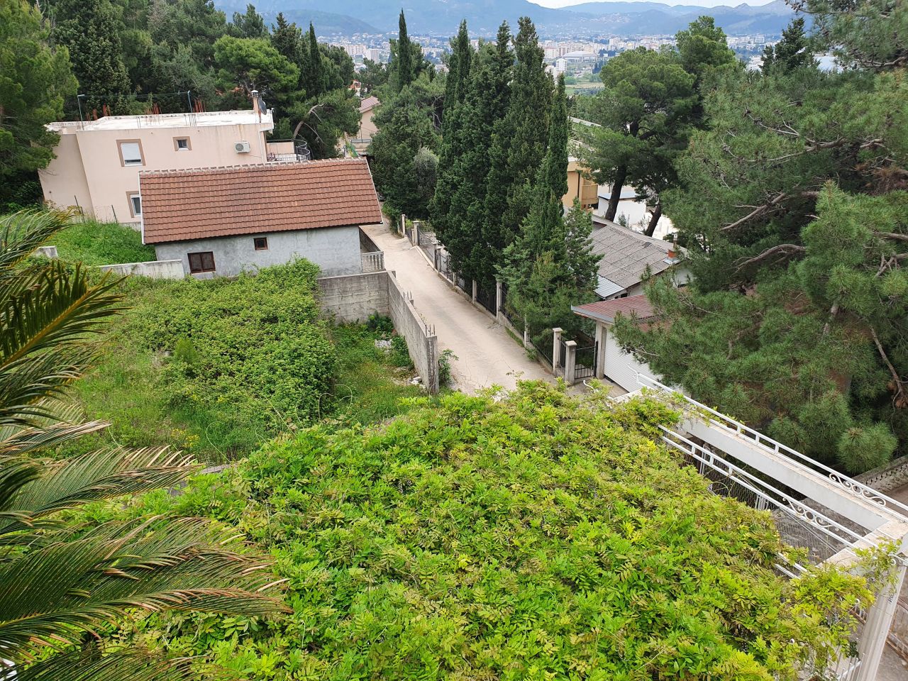 Land in Bar, Montenegro, 488 m² - picture 3