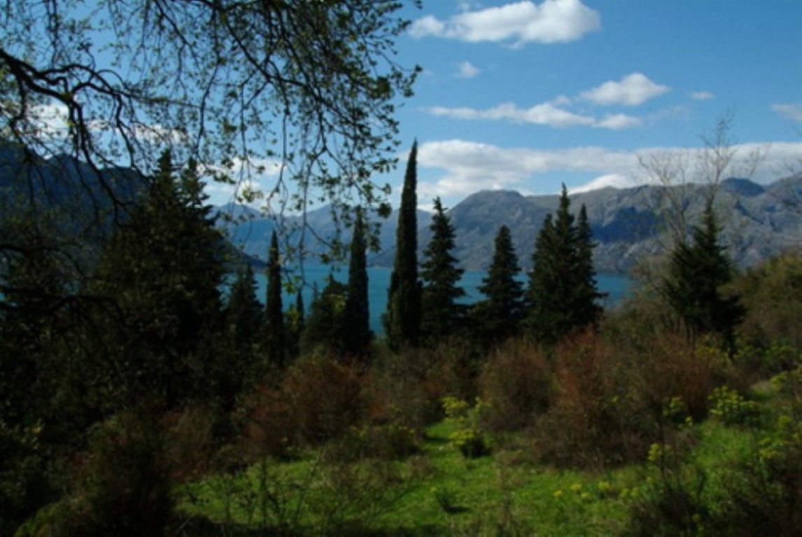 Grundstück in Dobrota, Montenegro, 1 200 m² - Foto 2