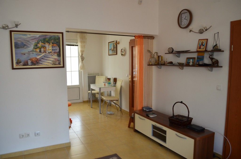 Flat in Bar, Montenegro, 132 m² - picture 12