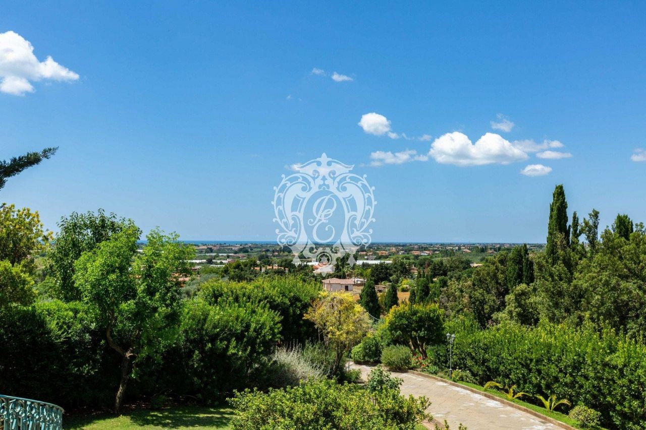 Villa en Roma, Italia, 770 m² - imagen 16