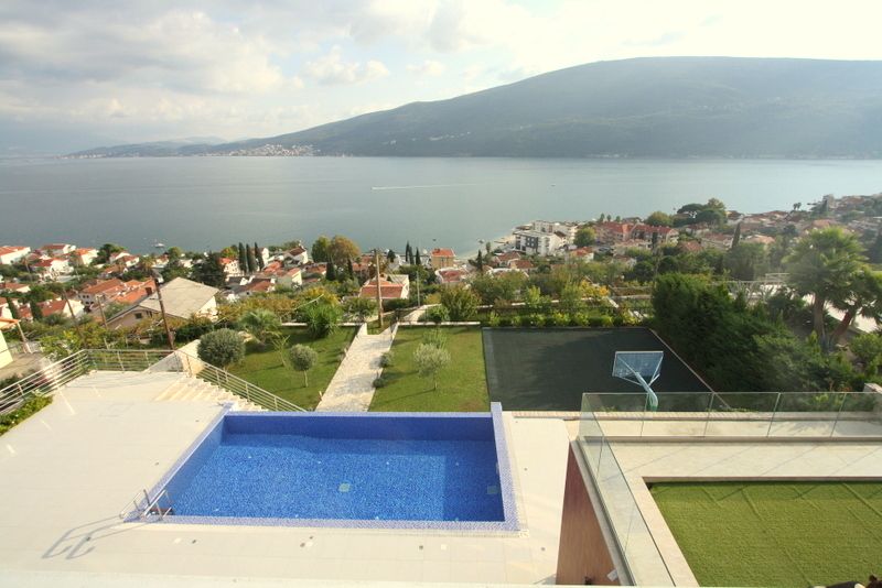 Villa in Denovici, Montenegro, 647 m² - picture 7