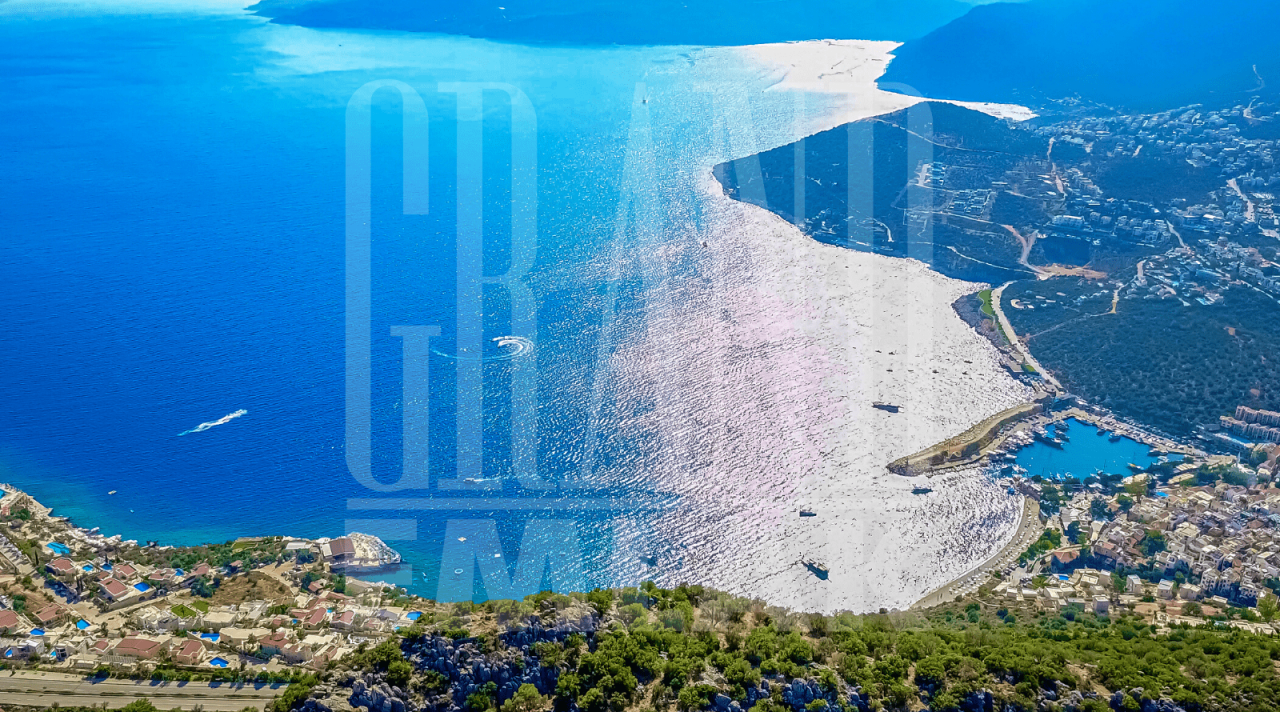 Land in Kalkan, Turkey, 3 686 m² - picture 4