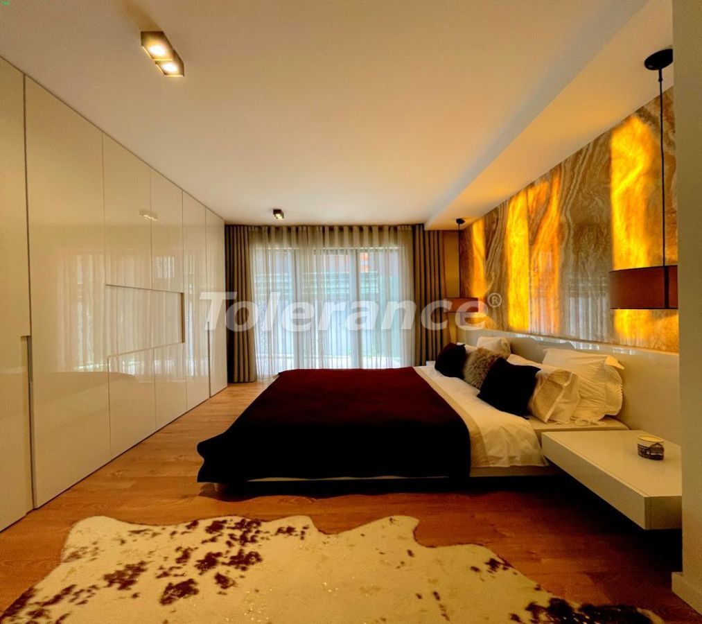 Apartment in Istanbul, Turkey, 66 m² - picture 11
