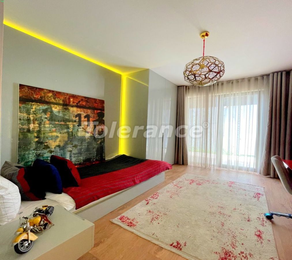 Apartment in Istanbul, Turkey, 66 m² - picture 13