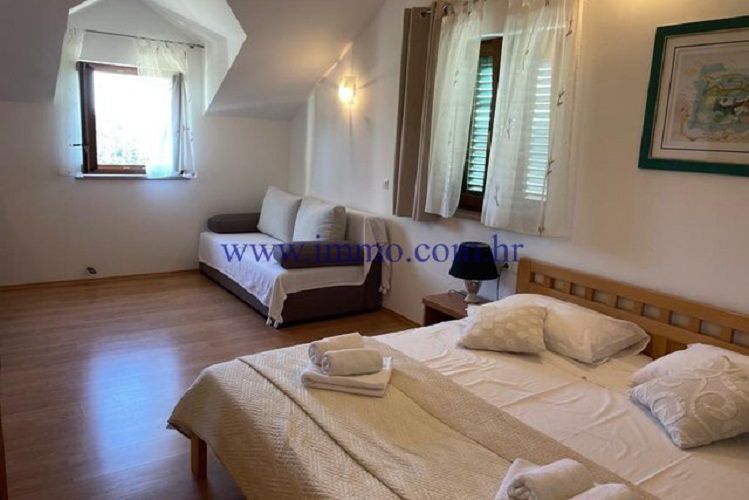 Casa en Omis, Croacia, 186 m² - imagen 13