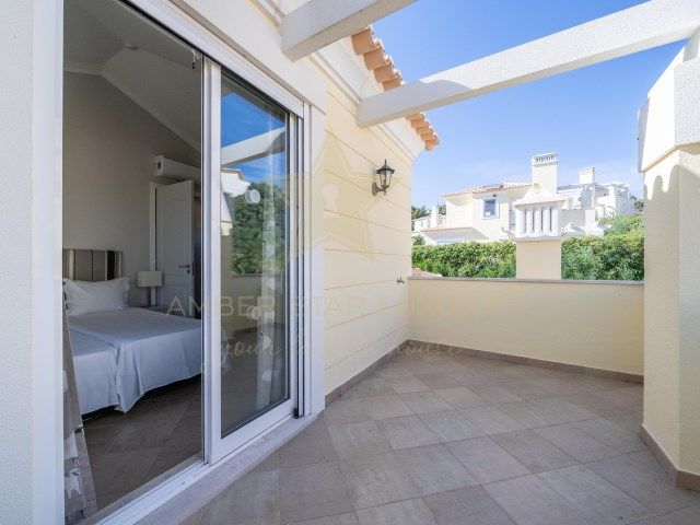 Villa in Faro, Portugal, 192 m² - Foto 2