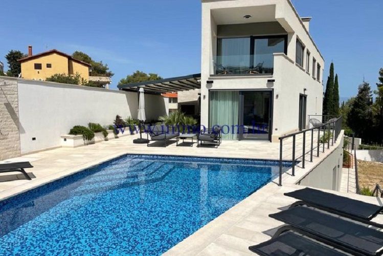 Villa in Brač, Kroatien, 340 m² - Foto 1